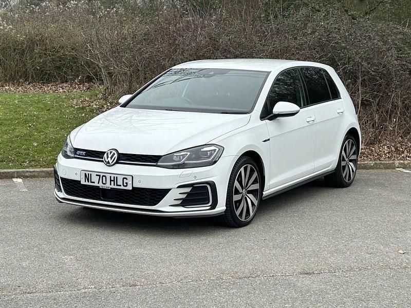 Used VW Golf VII Advance 204 HP (150 kW) 2020 White Hatchback