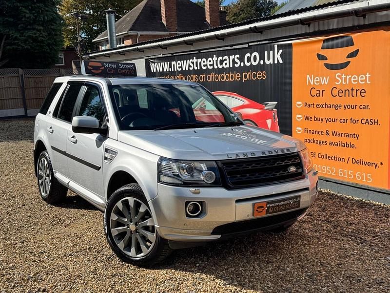 Silver Used 2013 Land Rover Freelander 2 HSE SUV | £12,584 (Expensive) - Image 1/3
