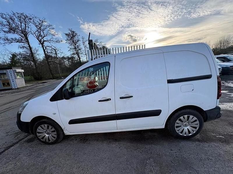 Used Citroën Berlingo 2016 White MPV