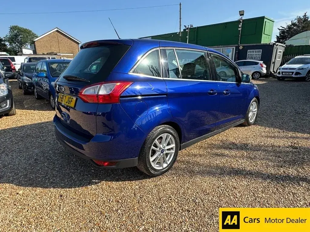 Used Ford Grand C-Max Zetec 120 HP (88 kW) 2017 Blue MPV