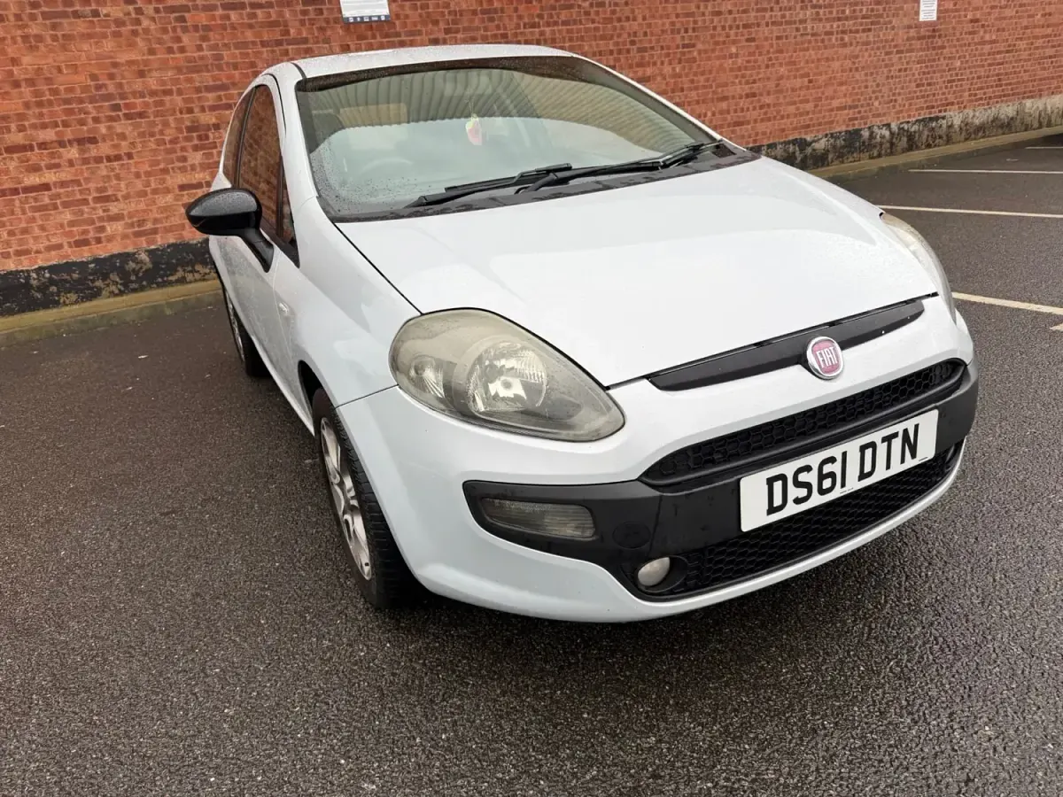 Usado Fiat Punto Evo 2012 Branco Citadino