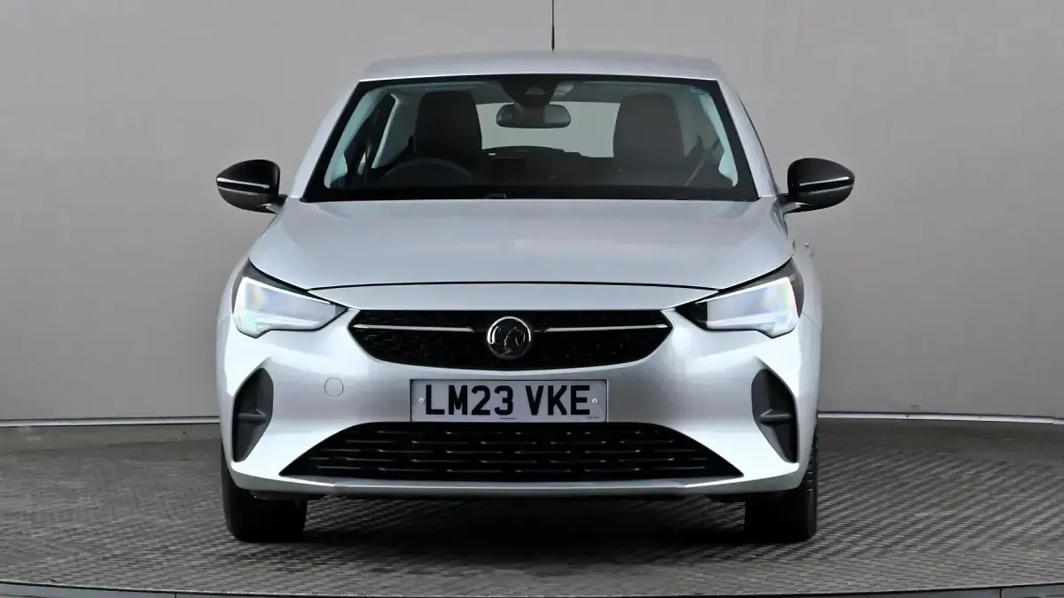 Second-hand Vauxhall Corsa Design Edition 100 CP (73 kW) 2023 Gri Hatchback