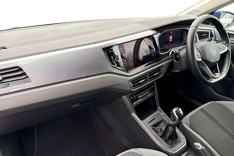 Used VW Polo Style 94 HP (69 kW) 2023 Blue Hatchback