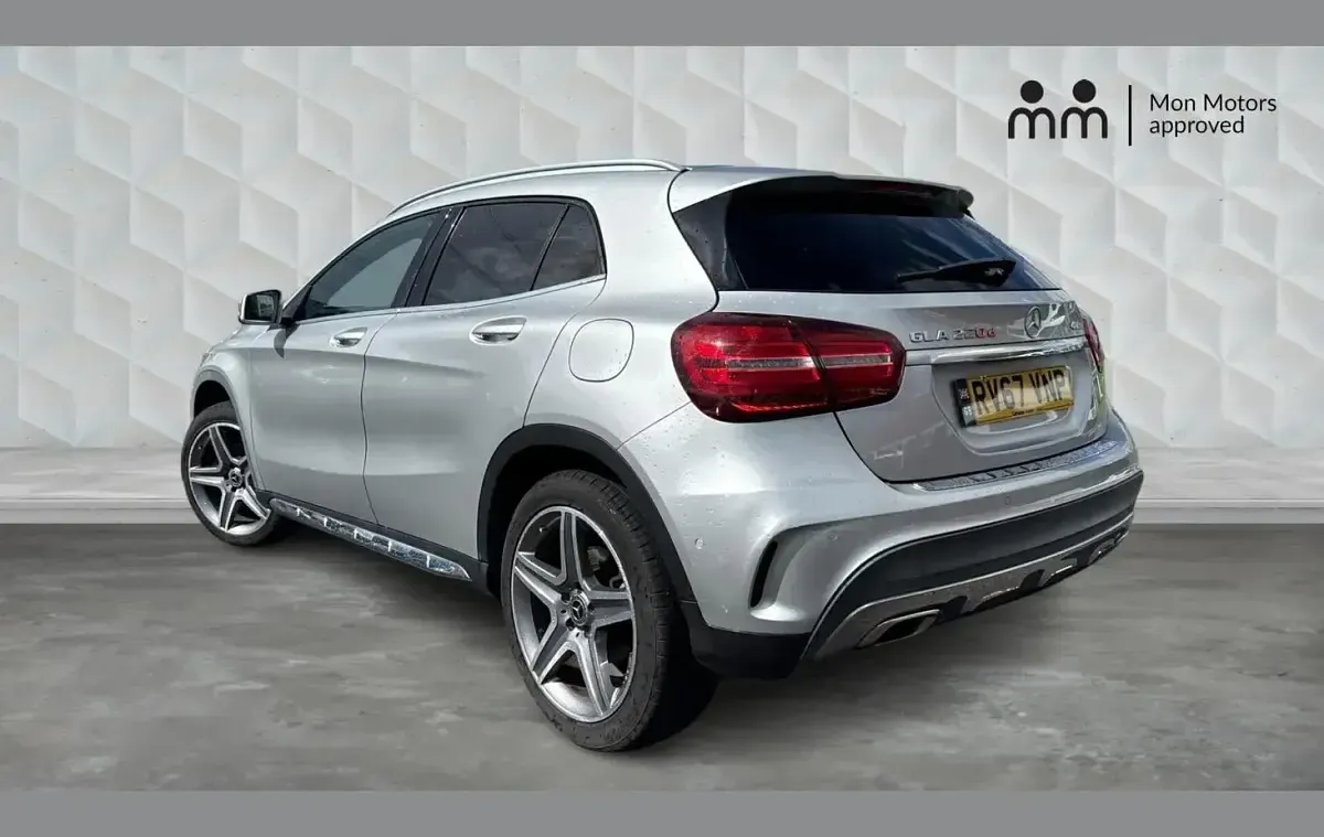Used Mercedes GLA220 AMG Line Premium 177 HP (130 kW) 2017 Silver SUV