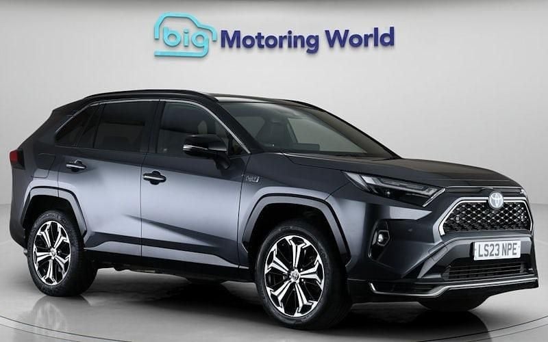 Used Toyota RAV4 306 HP (225 kW) 2022 SUV
