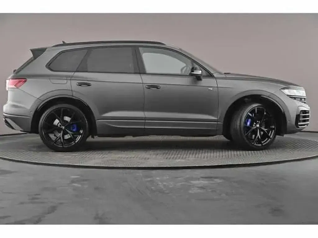 Used VW Touareg 462 HP (339 kW) 2025 SUV