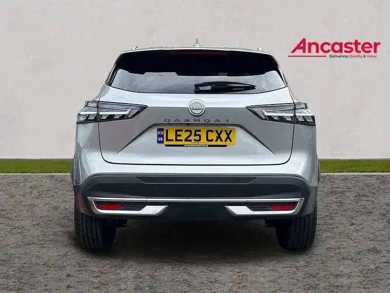 New Nissan Qashqai Tekna 2025 Blade silver SUV