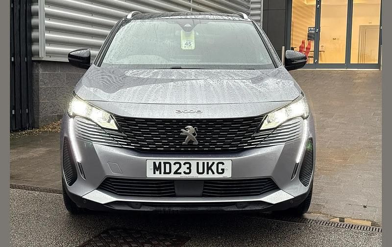 Used Peugeot 3008 Allure+ 129 HP (94 kW) 2023 Grey SUV