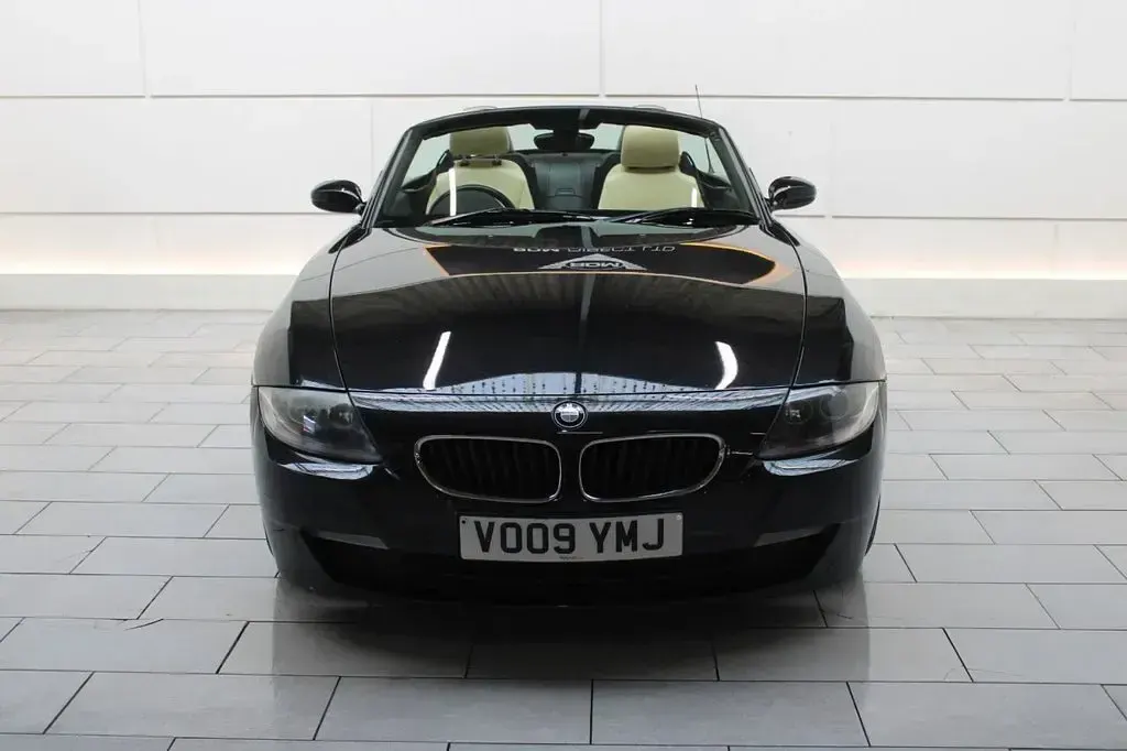 Used BMW Z4 148 HP (108 kW) 2009 Black Cabriolet