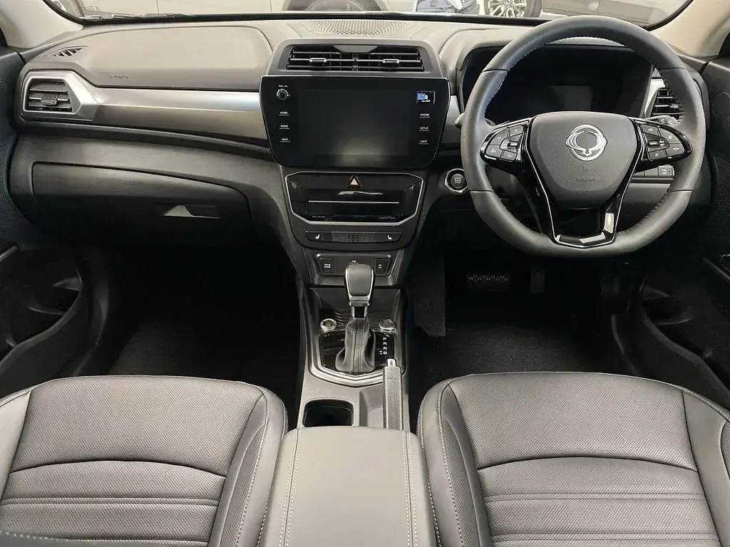 New KGM Tivoli 161 HP (118 kW) 2026 Silver SUV