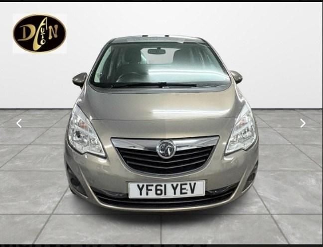 Second-hand Vauxhall Meriva 100 CP (73 kW) 2012 Maro Monovolum