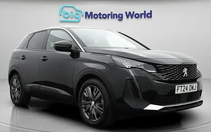 Used Peugeot 3008 Active 300 HP (220 kW) 2024 SUV