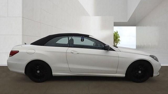 Used Mercedes E220 AMG 170 HP (125 kW) 2014 White Cabriolet
