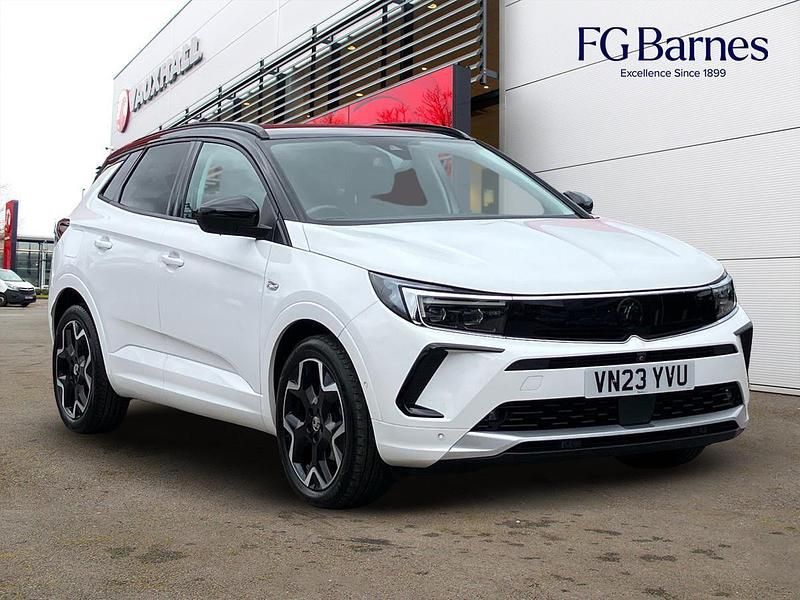 White Used 2023 Vauxhall Grandland X Ultimate SUV | £15,999 (Good price) - Image 1/3