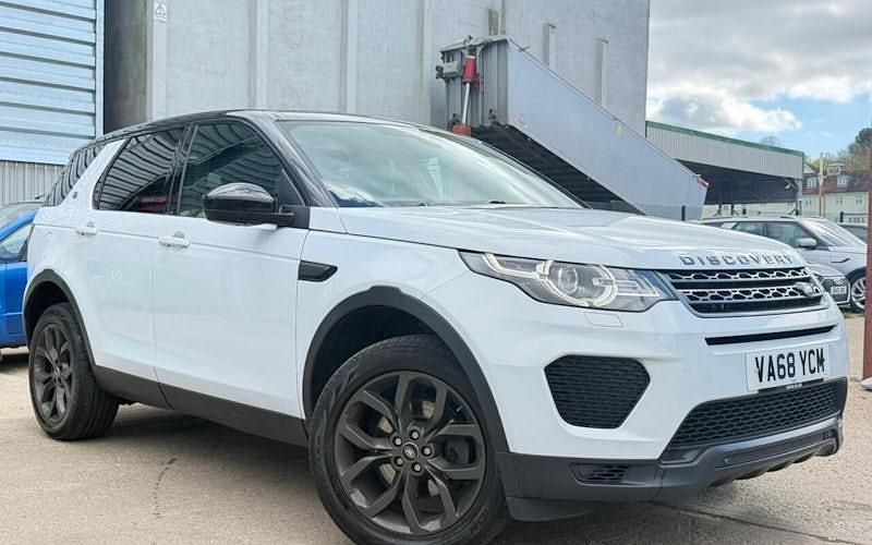 Used Land Rover Discovery Sport Landmark 180 HP (132 kW) 2019 White SUV