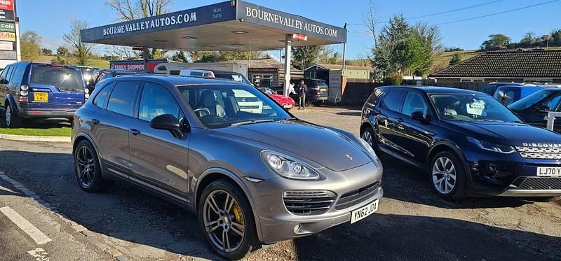 Used Porsche Cayenne 245 HP (180 kW) 2012 Grey SUV