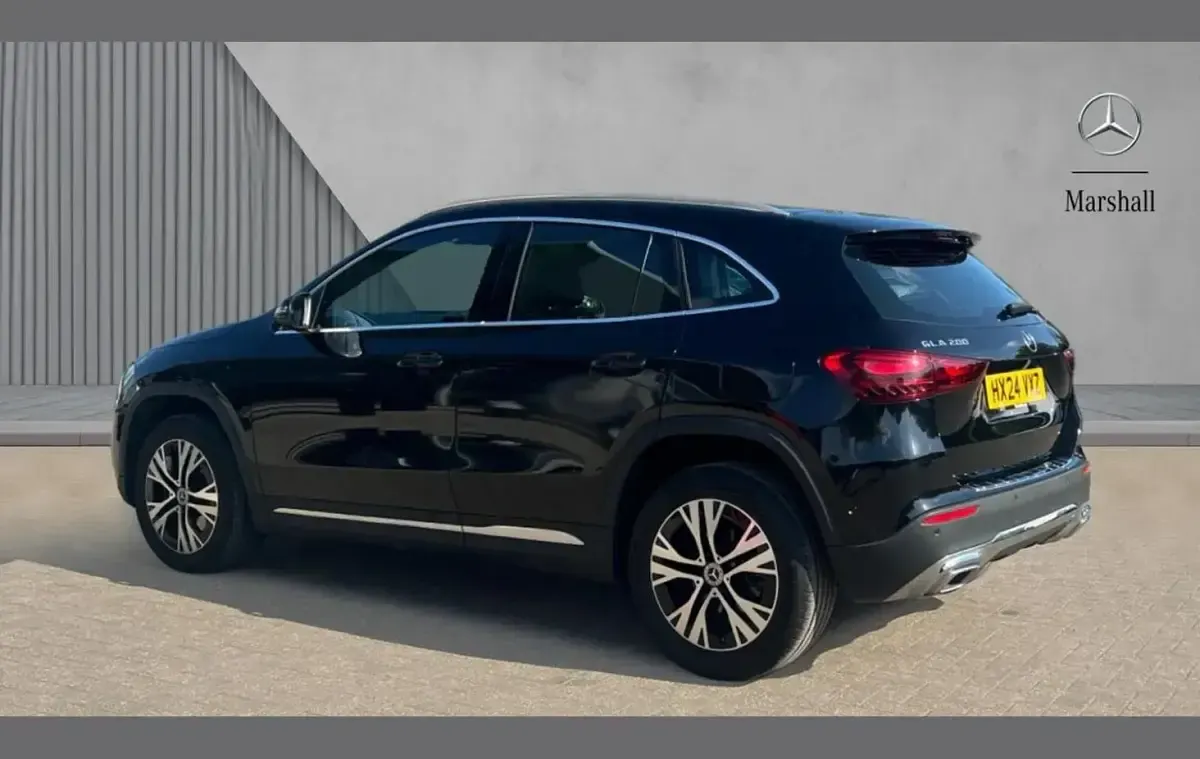 Used Mercedes GLA200 Executive 161 HP (118 kW) 2024 Black SUV