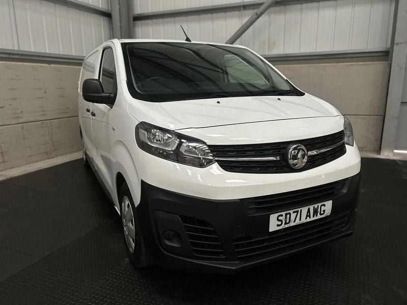 Used Vauxhall Vivaro Edition 2021 White MPV