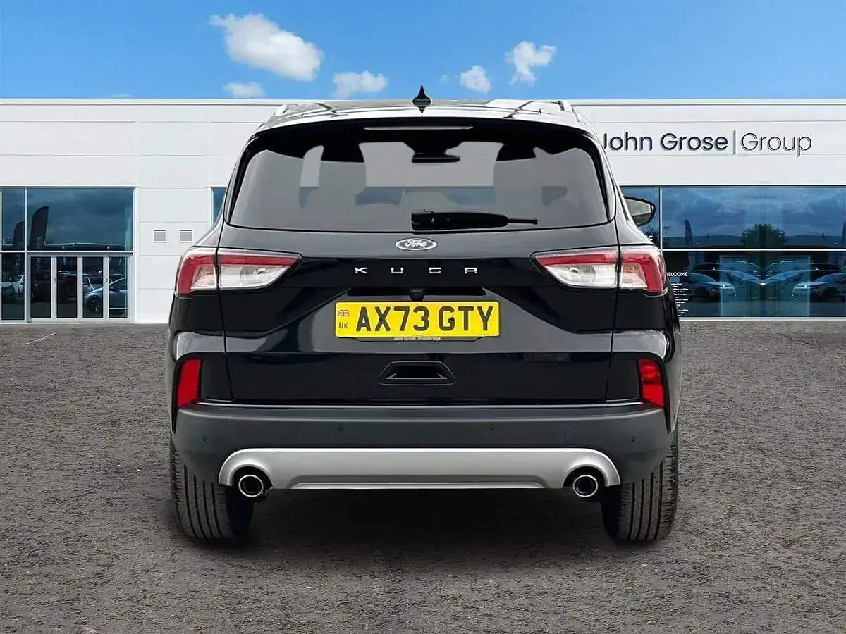 Używany Ford Kuga Titanium 2024 Czarny SUV