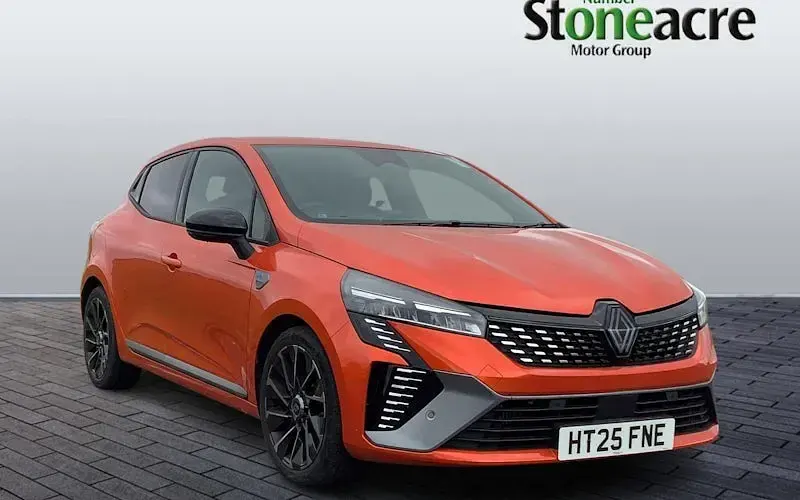 Used Renault Clio Esprit Alpine 90 HP (66 kW) 2025 Hatchback
