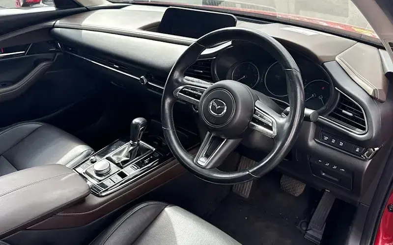 Used Mazda CX-30 Inclusive 186 HP (136 kW) 2022 Red SUV