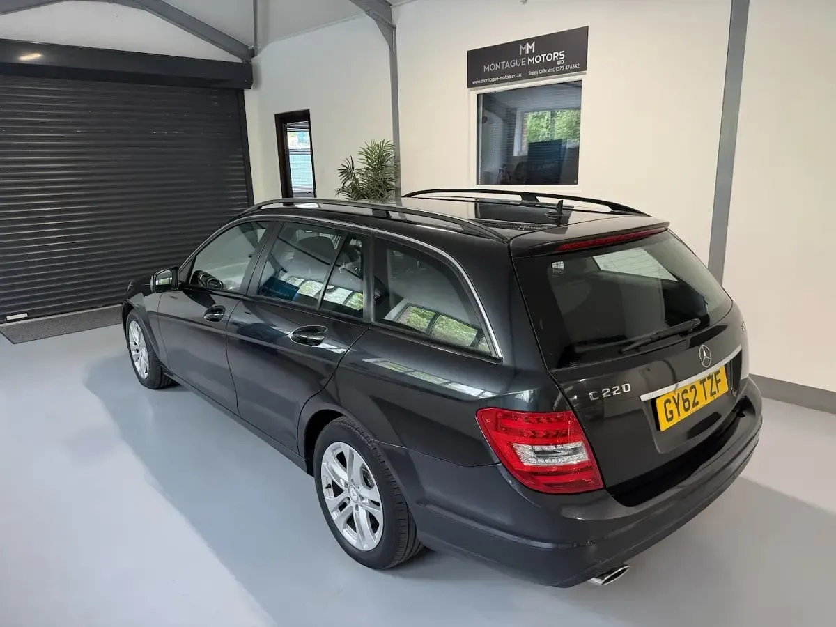 Used Mercedes C220 Executive 2012 Black Estate