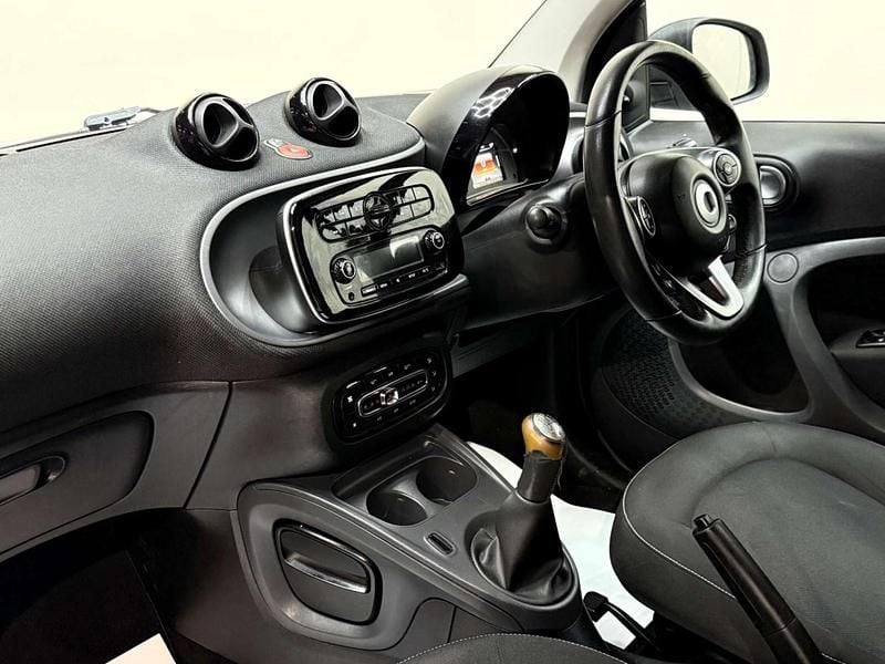 Used Smart ForTwo Coupé Passion 2016 White Coupe