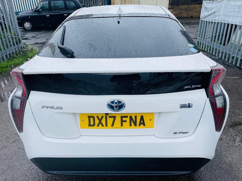 Usado Toyota Prius 2017 Branco Citadino