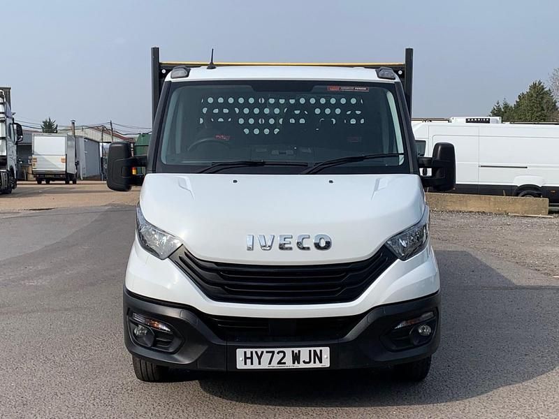 Used Iveco Daily 140 HP (102 kW) 2022 White