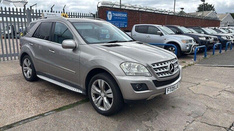 Silver Used 2009 Mercedes ML280 SUV | £3,695 - Image 1/4
