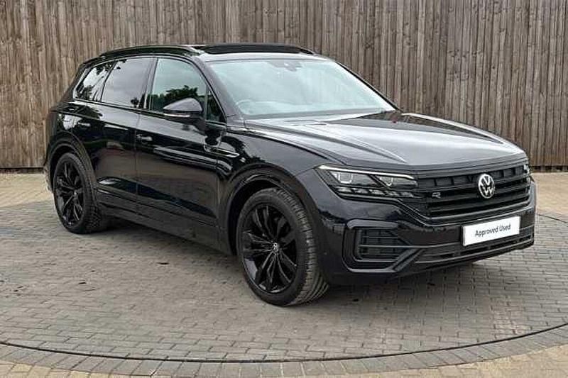 Used 2022 VW Touareg SUV | £41,799 (Fair price) - Image 1/4