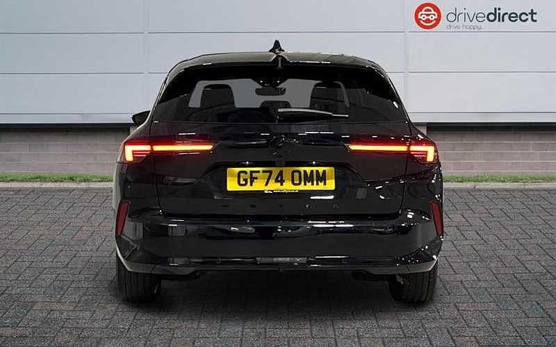 Used Vauxhall Astra S 131 HP (96 kW) 2024 Black Estate