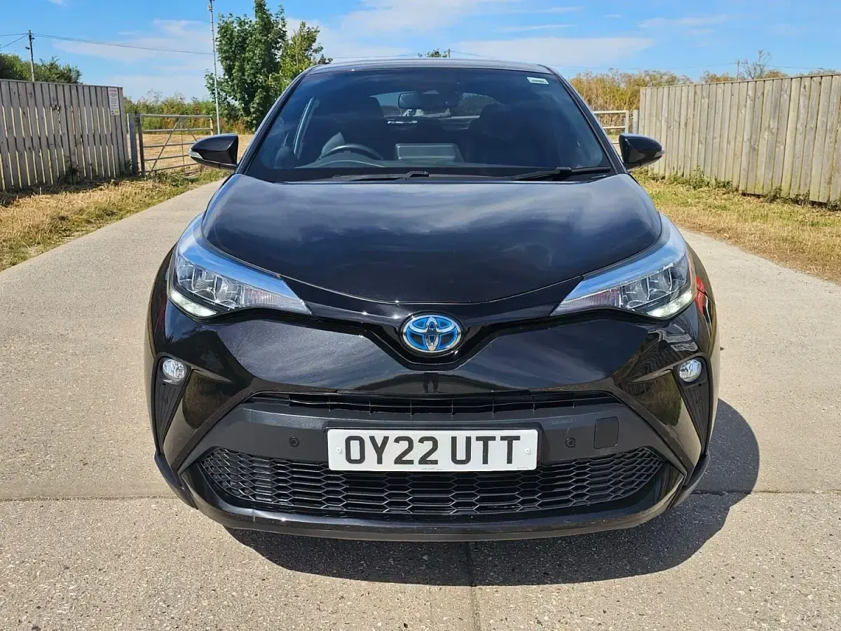 Used Toyota C-HR Design 122 HP (89 kW) 2022 Black SUV
