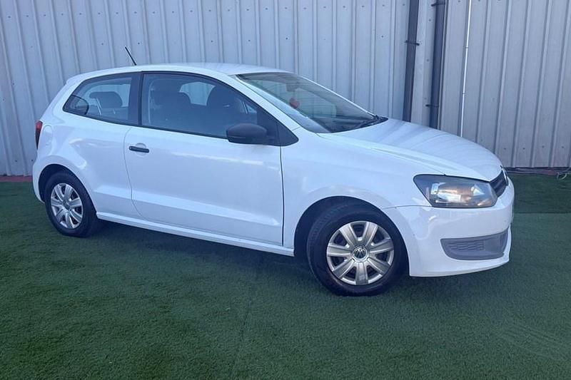 Begagnad VW Polo S 70 HK (51 kW) 2010 Vit Halvkombi