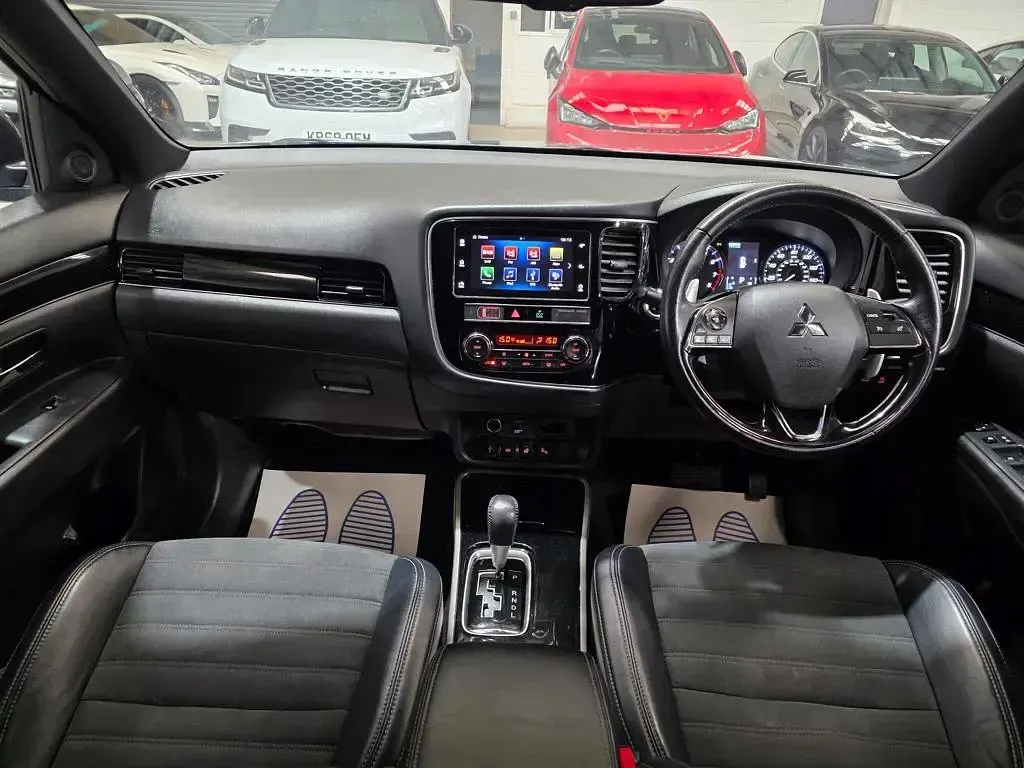 Used Mitsubishi Outlander 150 HP (110 kW) 2019 Grey SUV