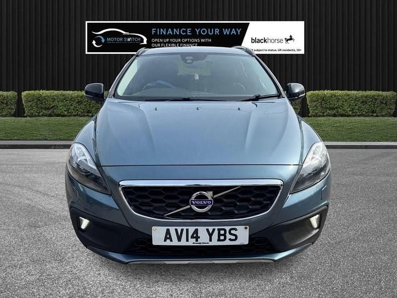Used Volvo V40 115 HP (84 kW) 2014 Blue Hatchback