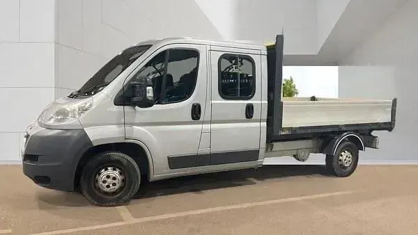 Second-hand Peugeot Boxer 130 CP (95 kW) 2014 Argintiu Van