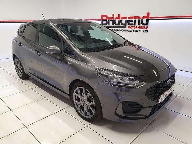 Begagnad Ford Fiesta ST-Line 2022 Grå Halvkombi