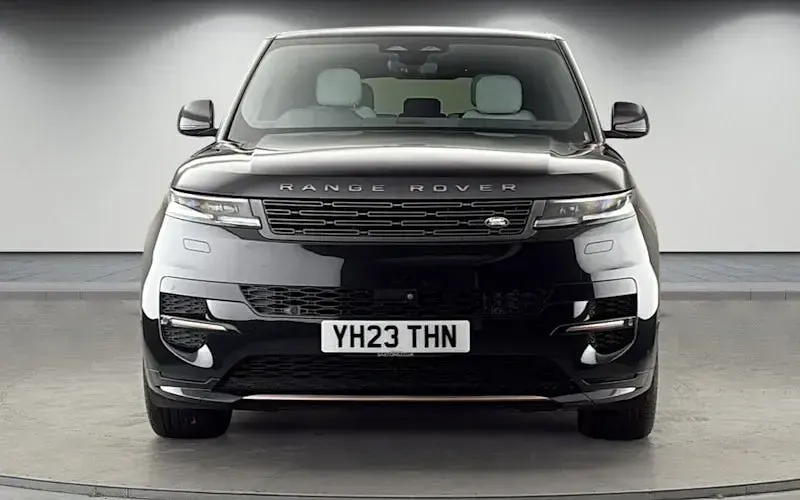 Second-hand Land Rover Range Rover Sport SE Dynamic 441 CP (324 kW) 2023 Negru SUV