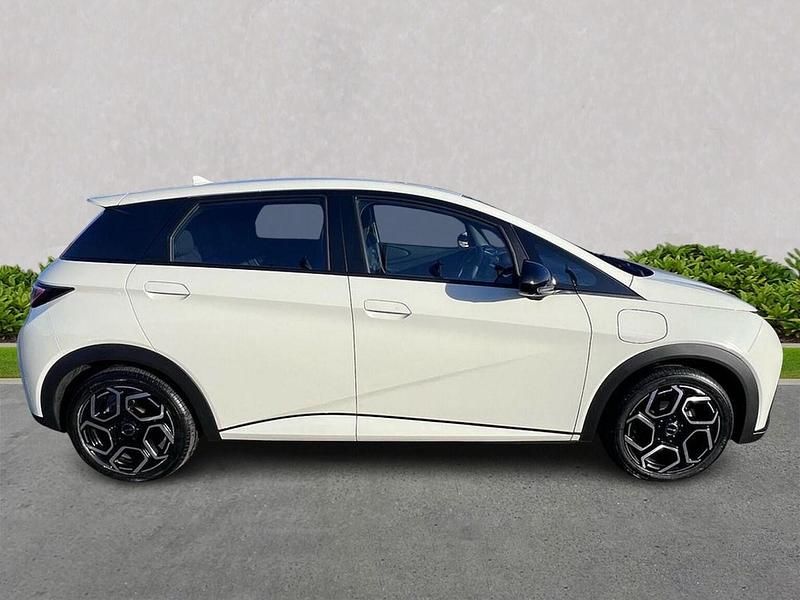 Used BYD Dolphin Boost 130 kW (177 HP) 2025 White Hatchback