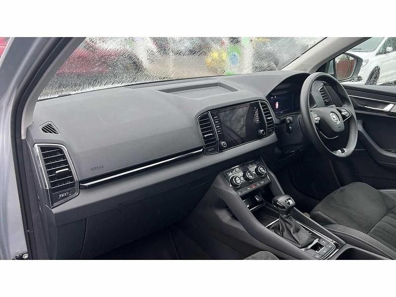 Used Skoda Karoq SE L 110 HP (80 kW) 2024 Brilliant silver metallic SUV