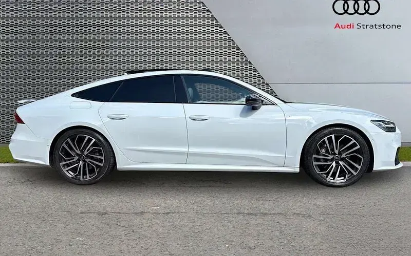 Used Audi A7 Sportback Black Edition 265 HP (194 kW) 2024 White Hatchback