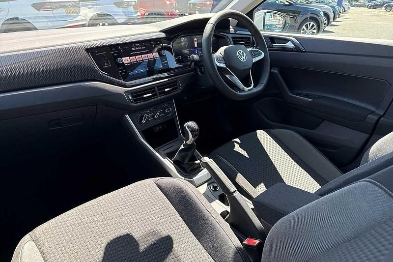 Image 2/4