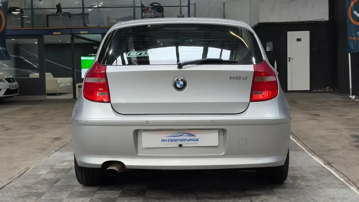 Begagnad BMW 118 M Sport 2007 Silver Halvkombi