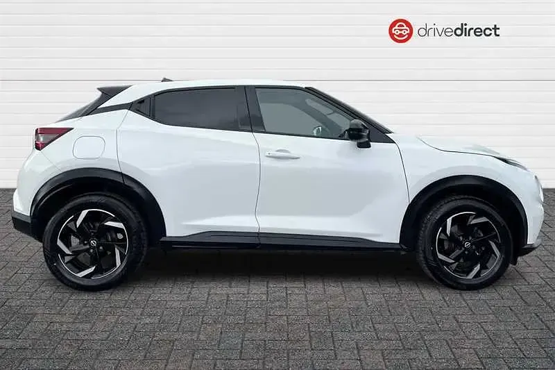 Used Nissan Juke N-Connecta 114 HP (83 kW) 2023 White SUV
