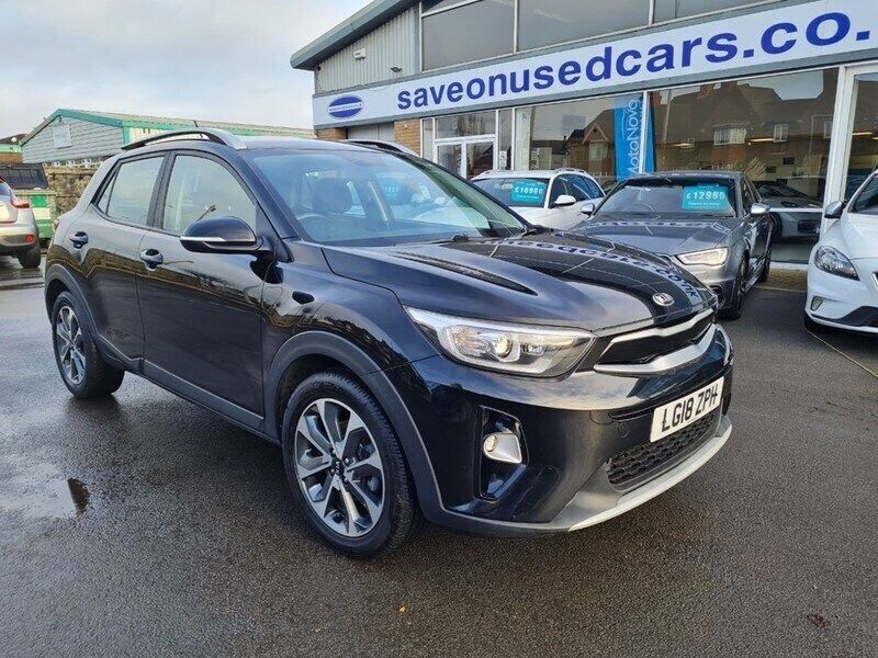 Black Used 2018 Kia Stonic 2 SUV | £8,288 (A bit pricey) - Image 1/4