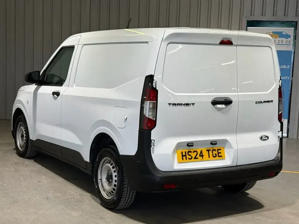 Used Ford Transit Courier S 100 HP (73 kW) 2024 White Van
