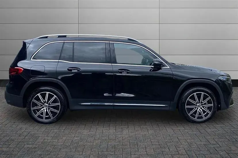 Used Mercedes EQB250+ Executive 139 kW (190 HP) 2024 Black SUV