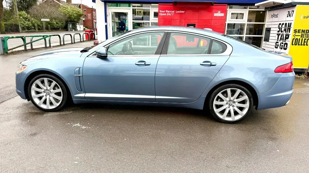 Second-hand Jaguar XF Premium Luxury 2009 Albastru Berlinǎ