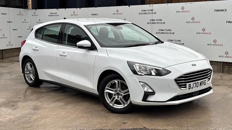 White Used 2020 Ford Focus Zetec Hatchback | £9,495 (Good price) - Image 1/4